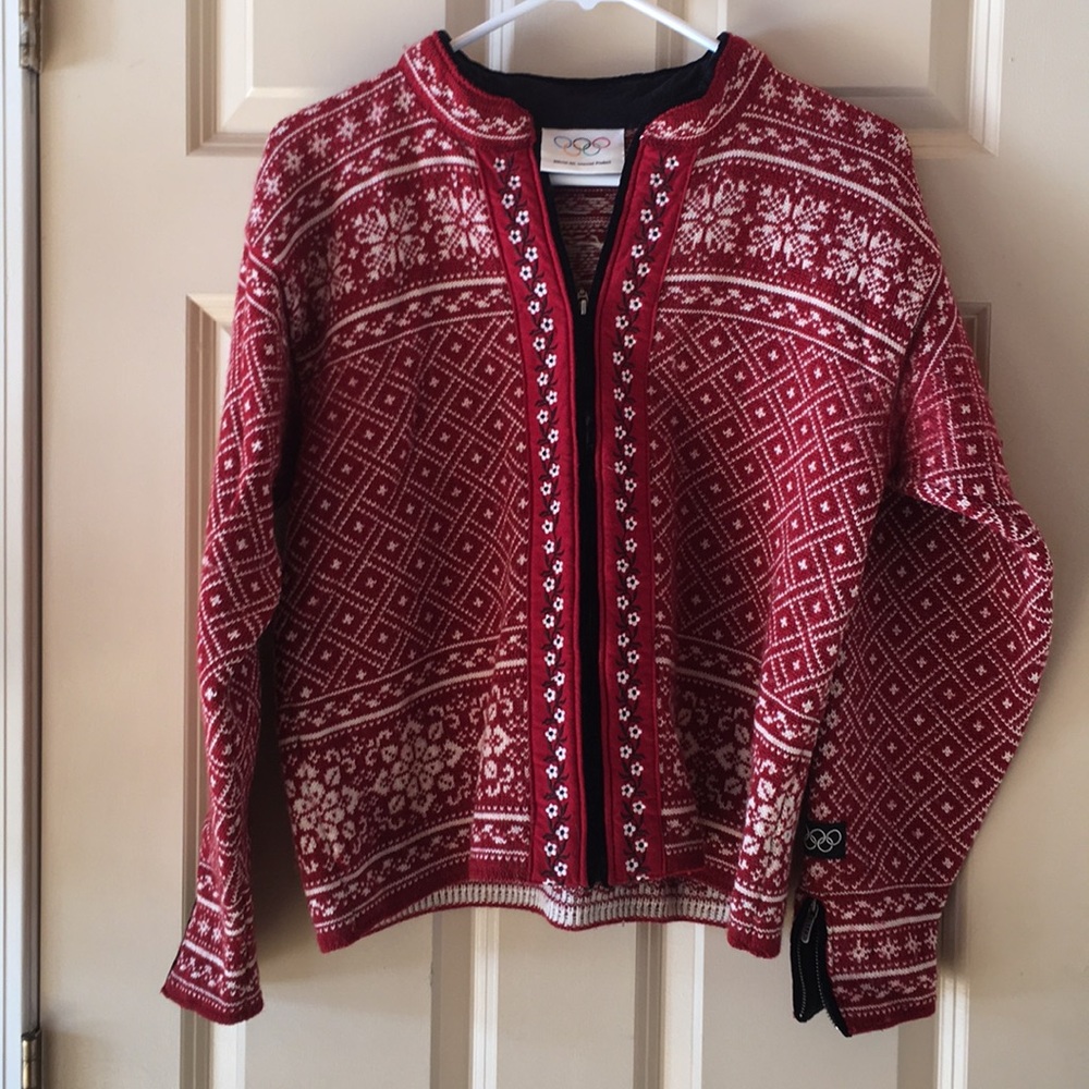 Women’s Dale of Norway zip up sweater